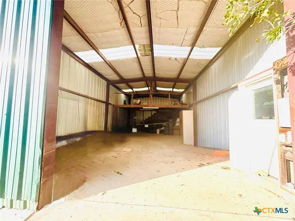 612 River Oaks DR, Gatesville, TX 76528