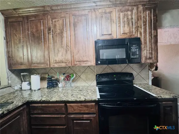 118 Sunny LN, Gatesville, TX 76528
