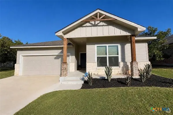 105 Elm LN