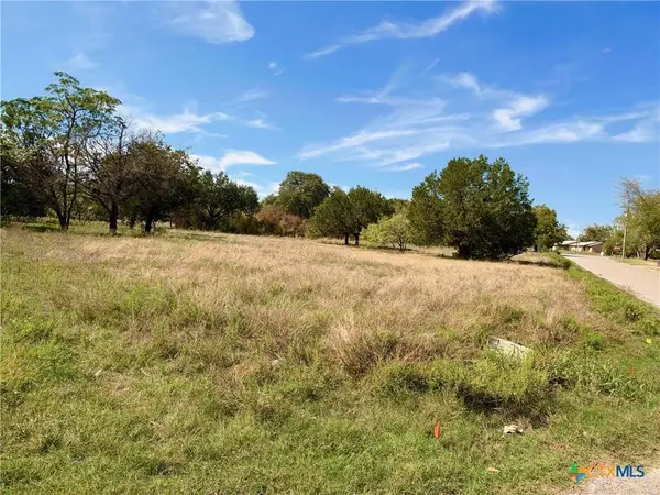 108 Golf Course RD, Gatesville, TX 76528