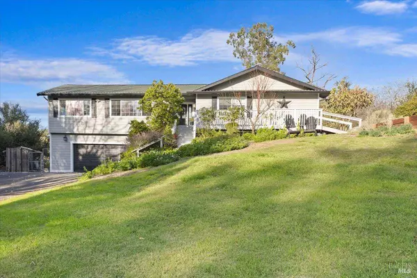 10465 Pelham DR, Windsor, CA 95492