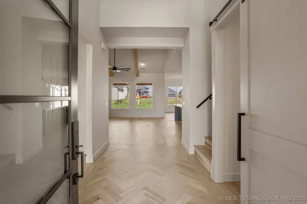 2355 E 135th PL, Bixby, OK 74008