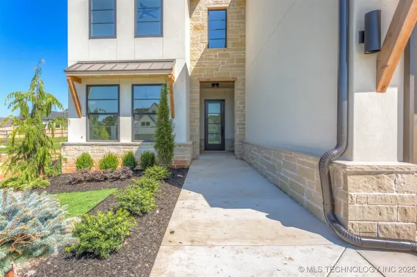 2355 E 135th PL, Bixby, OK 74008