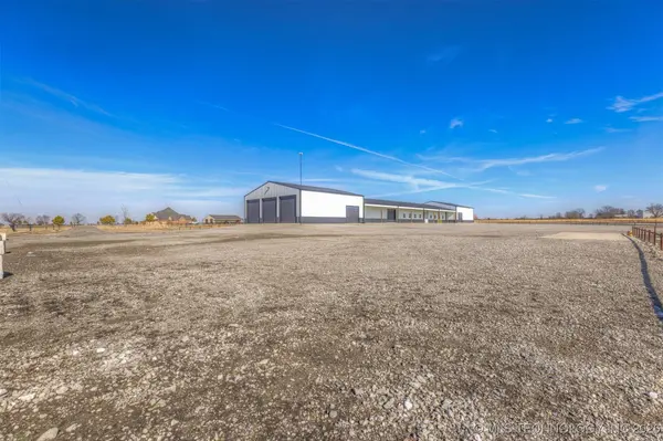 26091 State Hwy 51, Wagoner, OK 74467
