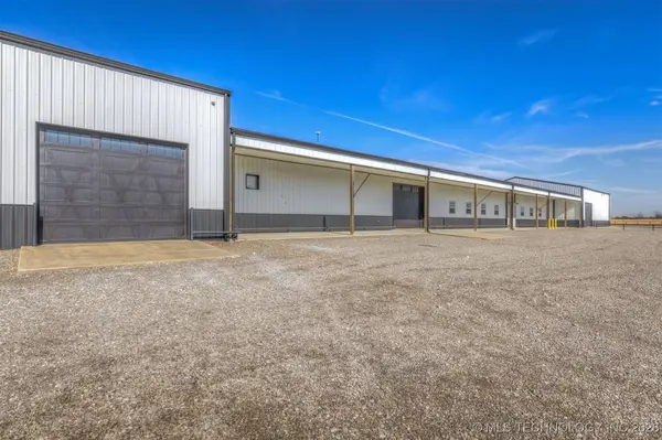 26091 State Hwy 51, Wagoner, OK 74467