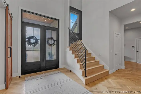 100 S 72nd CT, Broken Arrow, OK 74014