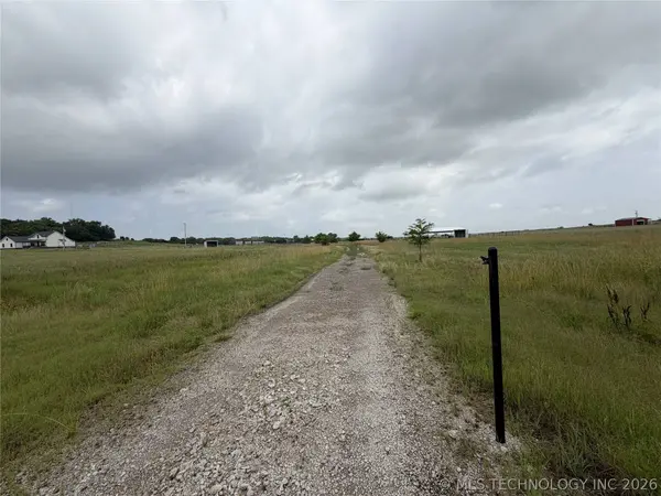 E 111th ST S, Coweta, OK 74429