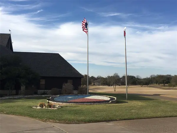 18001 Southhill Drive, Whitney, TX 76692