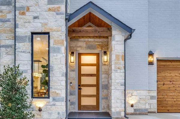 27073 Stonewood Drive, Whitney, TX 76692