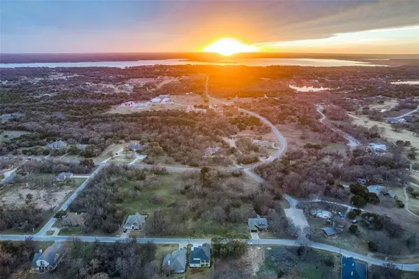 27073 Stonewood Drive, Whitney, TX 76692