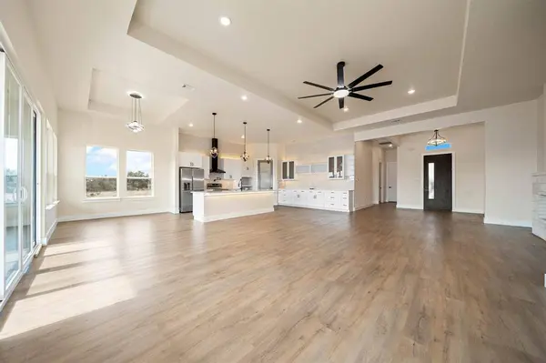 19071 White Bluff Drive, Whitney, TX 76692