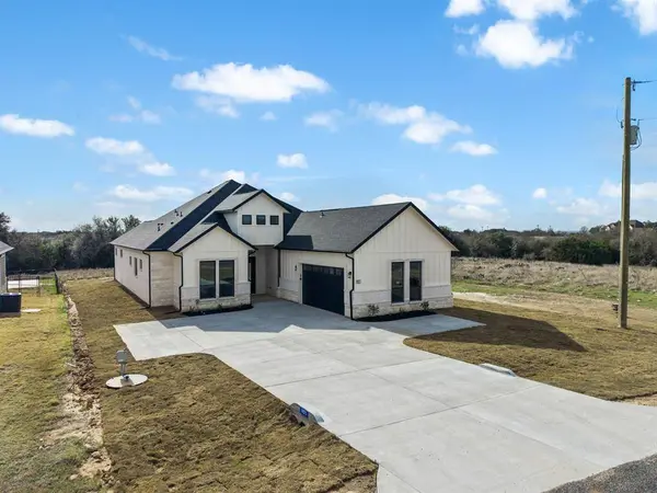 19071 White Bluff Drive, Whitney, TX 76692