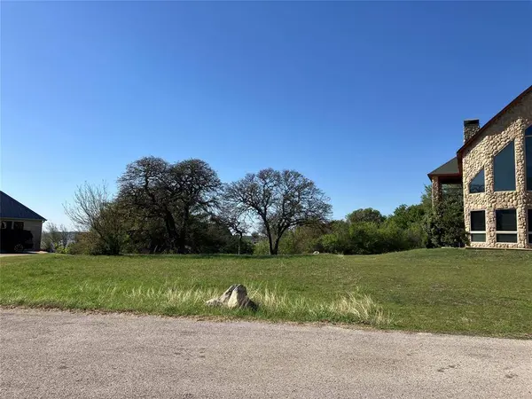 1224 Overlook Court, Whitney, TX 76692
