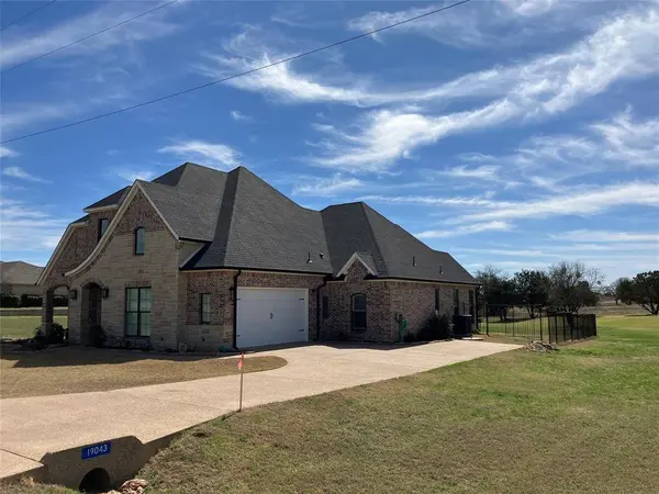 19043 White Bluff Drive, Whitney, TX 76692