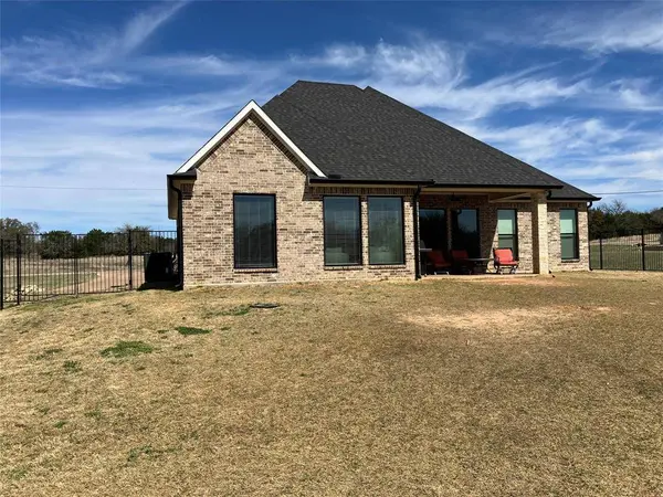 19043 White Bluff Drive, Whitney, TX 76692