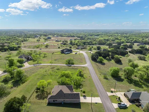 19126 White Bluff Drive, Whitney, TX 76692