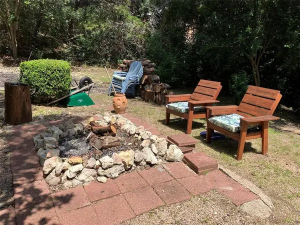 172 Giant Cedar Trail, Whitney, TX 76692