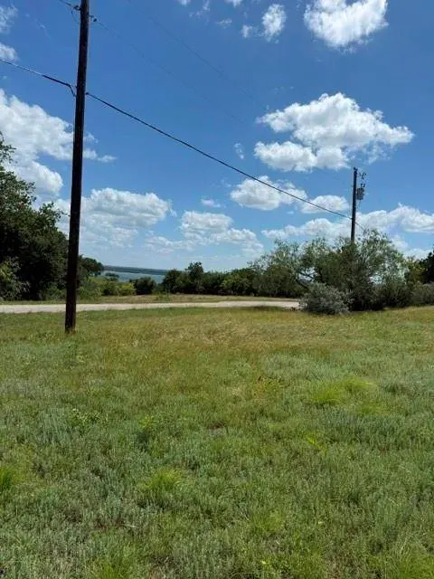 10065 Lakeview Court, Whitney, TX 76692