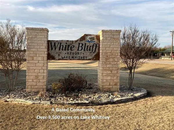1440 Lakeside Trail