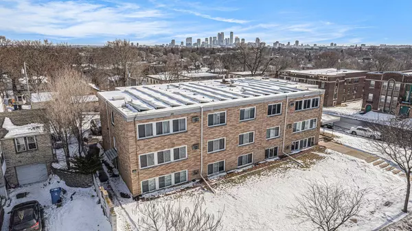 1900 Vincent AVE N, Minneapolis, MN 55411