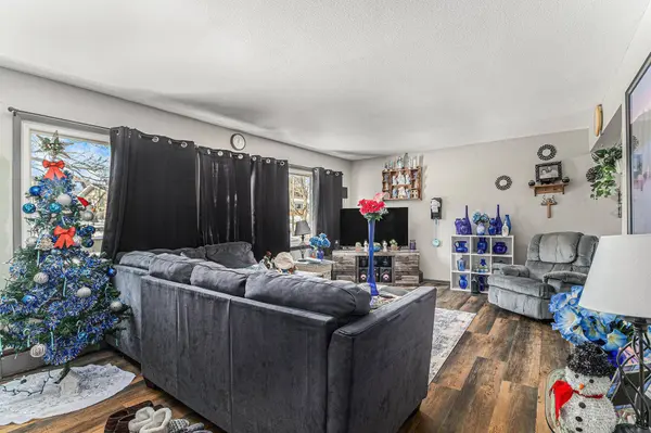 1900 Vincent AVE N, Minneapolis, MN 55411