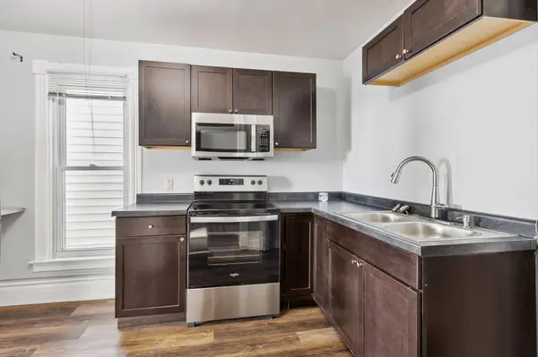 303 W 4th ST, Duluth, MN 55806