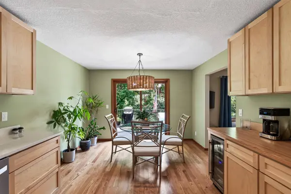 5595 Wedgewood DR, Excelsior, MN 55331