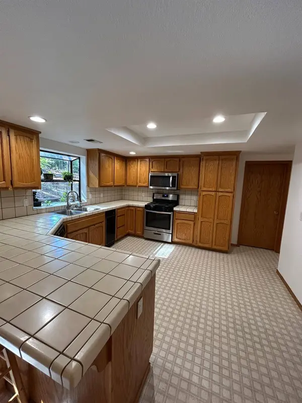 3441 Spirit LN, Pollock Pines, CA 95726