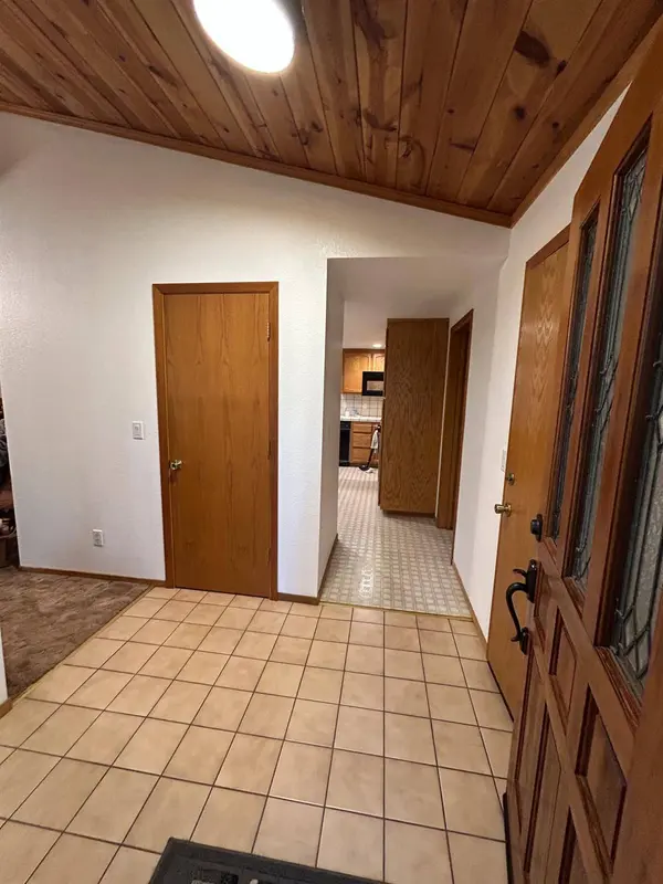 3441 Spirit LN, Pollock Pines, CA 95726