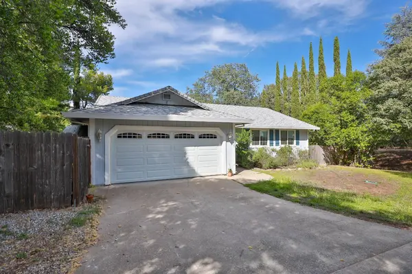 2320 Knollwood DR, Cameron Park, CA 95682