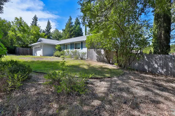 2320 Knollwood DR, Cameron Park, CA 95682