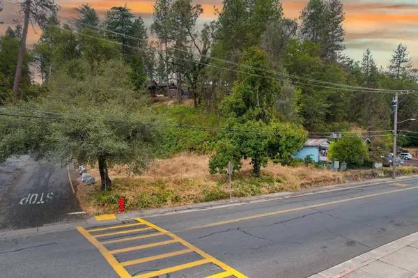 678 Main ST, Placerville, CA 95667
