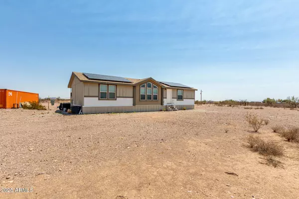 42102 W MARYLAND Avenue, Tonopah, AZ 85354