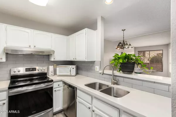 4608 W MARYLAND Avenue #127, Glendale, AZ 85301