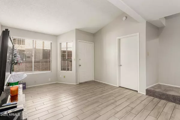 4608 W MARYLAND Avenue #127, Glendale, AZ 85301