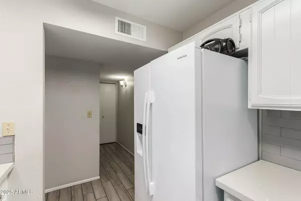 4608 W MARYLAND Avenue #127, Glendale, AZ 85301