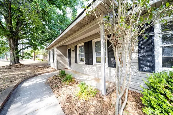 2112 Gornto, Valdosta, GA 31602