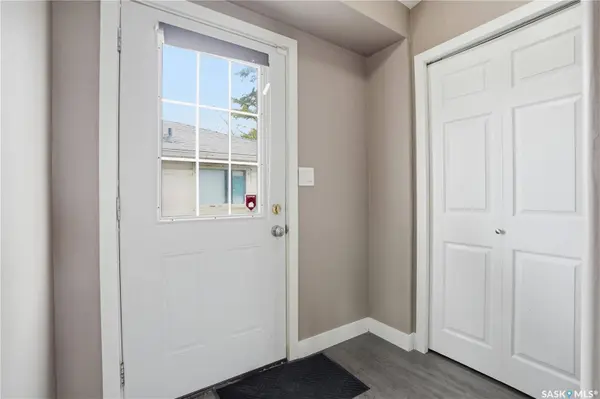 330B X AVENUE S, Saskatoon, SK S7M 3H6