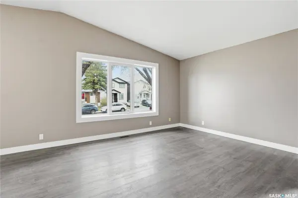 330B X AVENUE S, Saskatoon, SK S7M 3H6