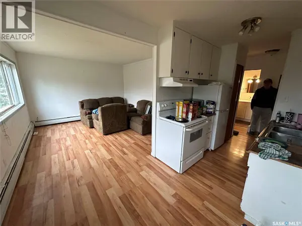 113 3rd STREET E, St. Walburg, SK S0M0E2