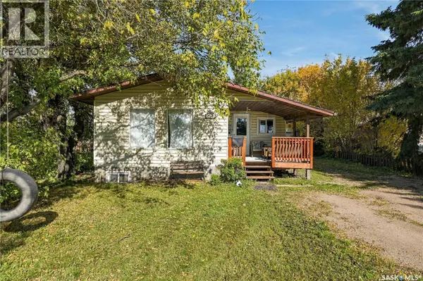 212 McDonald AVENUE E, Melfort, SK S0E1A0