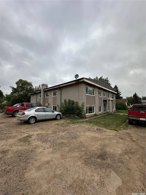113 3rd STREET E, St. Walburg, SK S0M 0E2