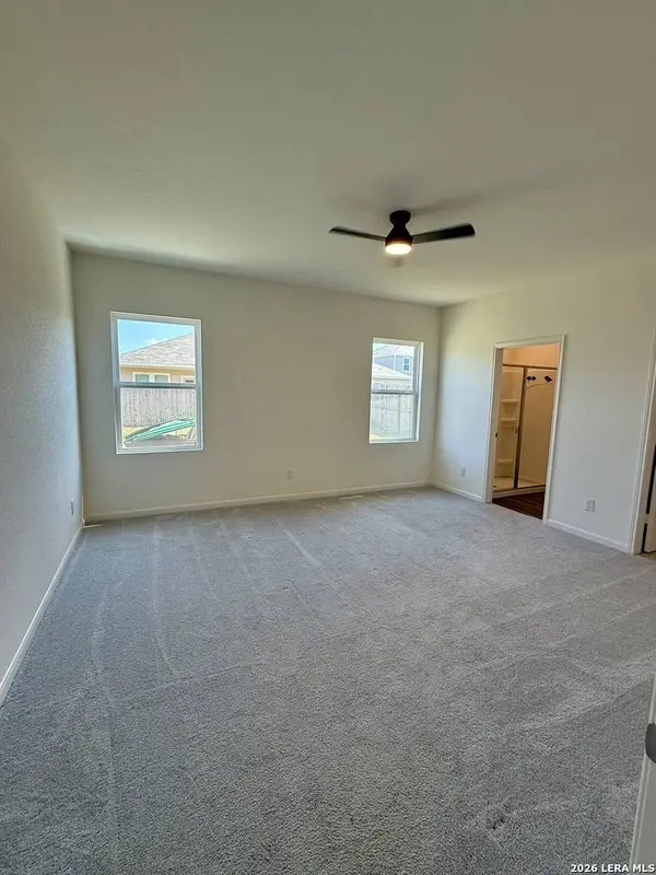 7239 KING BND, San Antonio, TX 78252