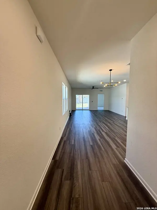 7239 KING BND, San Antonio, TX 78252