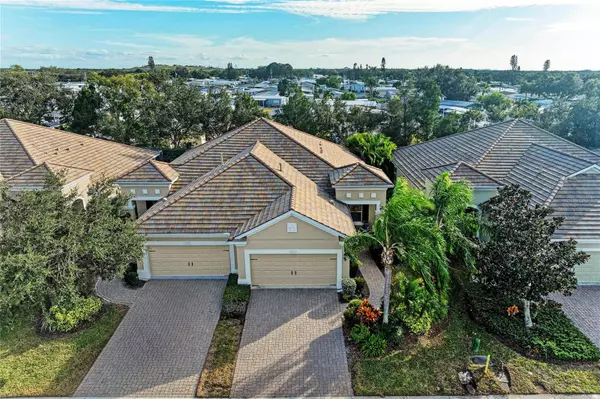 4952 MAYMONT PARK CIR, Bradenton, FL 34203