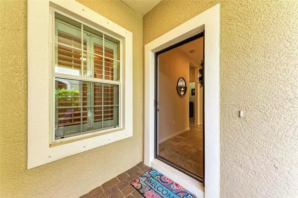 4952 MAYMONT PARK CIR, Bradenton, FL 34203