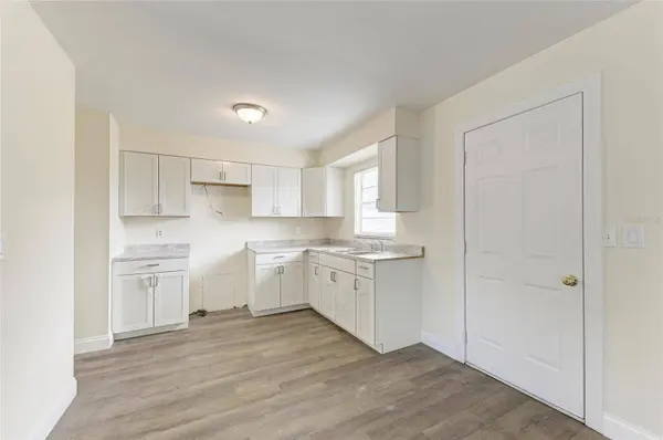 3012 CLAY CIR, Sarasota, FL 34234