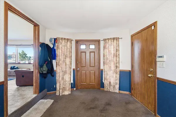 2101 Coolwood DR, Valparaiso, IN 46385