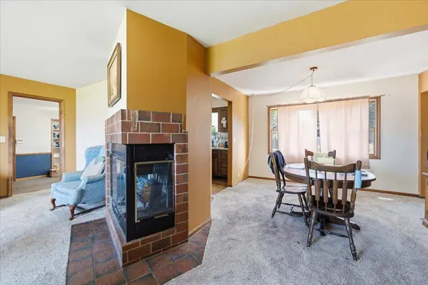 2101 Coolwood DR, Valparaiso, IN 46385