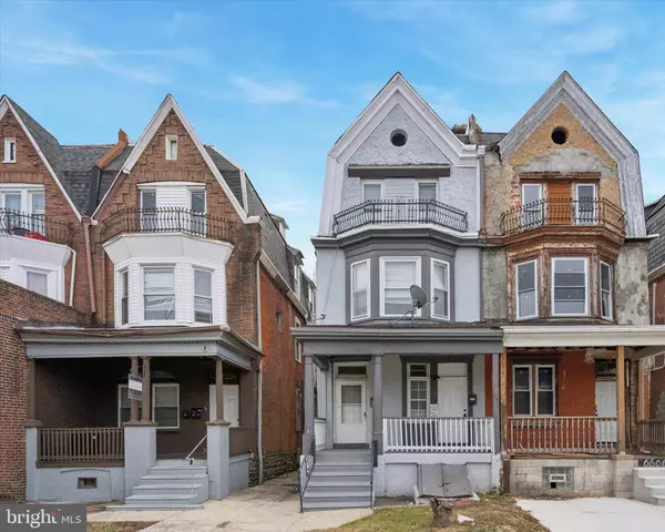 6604 WOODLAND AVE, Philadelphia, PA 19142